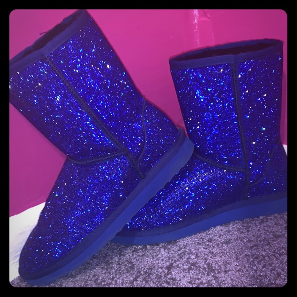 Sparkling crystal boots !
